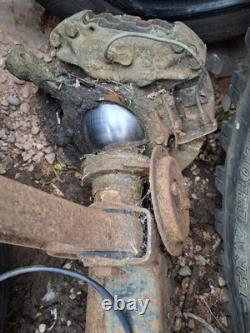 Classic 6 Bolt swivel, Range Rover Front Axle And Hockey Sticks