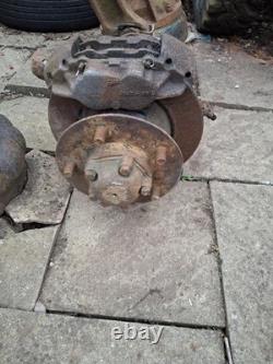 Classic 6 Bolt swivel, Range Rover Front Axle And Hockey Sticks