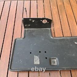 Early Range Rover Classic 4 Door 2 Door Drop Down Number Plate Bracket Plinth