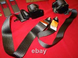 NEW Genuine Range Rover Classic Front Seat Belts N/S O/S MUC5955 RTC6118 GR