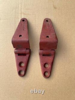 NOS Range Rover Classic Bonnet Hinge 390342