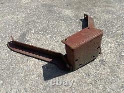 RANGE ROVER CLASSIC EARLY 2 DOOR TOW BAR HITCH BRACKET good condition