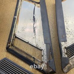 RANGE ROVER CLASSIC REAR D PILLARS Soft Dash