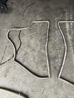 RANGE ROVER Classic 4 Door Full Set Of Door Seals Early 4 Door Tan