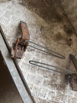 RANGE ROVER Classic 4 Door Tear Lower Tailgate Hinges As A Pair Rear
