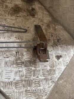 RANGE ROVER Classic 4 Door Tear Lower Tailgate Hinges As A Pair Rear