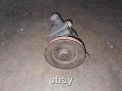Range Rover 3500V 8 Carburetor Classic 2-4 Door Water Pump (610020)