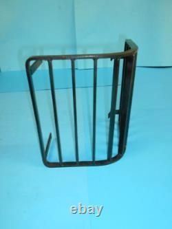 Range Rover Classic 004PD Sivar Right Tail Light Protection Grille