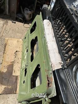 Range Rover Classic, 2 Door, Drivers (O/S) Door, Solid, minor repairs Reqd