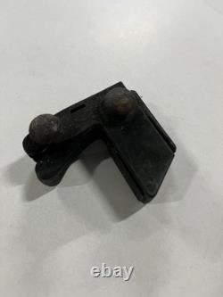 Range Rover Classic 2 door RH rear sliding window catch / lock MTC1738