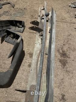 Range Rover Classic 4 Door Rear bumper Genuine Good Galvanised Pair Full Set