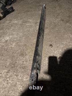 Range Rover Classic 4 Door Rear bumper Genuine Good Lot4