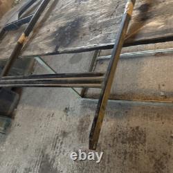 Range Rover Classic Early 4 Door Frame Passenger Side Front Window Lot2