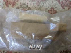 Range Rover Classic Early Palomino Seat Finisher MWC5065 AA NOS