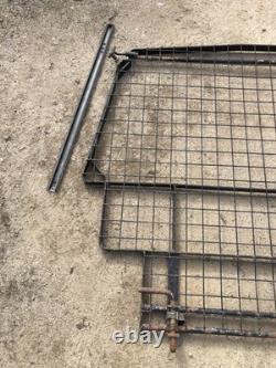 Range Rover Classic Heavy duty rear cargo/dog guard with brackets for classic