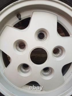 Range Rover Classic LSE/CSK 16 Alloy Wheel can be refurbished to colour choice