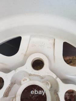 Range Rover Classic LSE/CSK 16 Alloy Wheel can be refurbished to colour choice