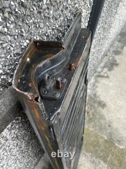 Range Rover Classic Lower Tailgate from a 1982 car