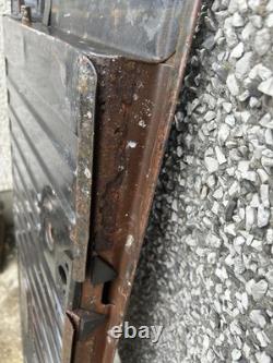 Range Rover Classic Lower Tailgate from a 1982 car