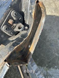 Range Rover Classic Lower Tailgate from a 1982 car