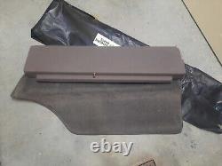 Range Rover Classic NOS Early Rear RH Tool Cover Parcel Shelf Support MXC3652LUL
