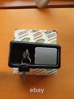 Range Rover Classic NOS front LH external door lock assembly + 2 keys MXC8925