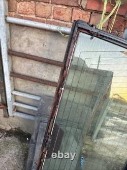Range Rover Classic Rear Tailgate For Glass Only Really