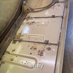 Range Rover Classic rear seat. Early type