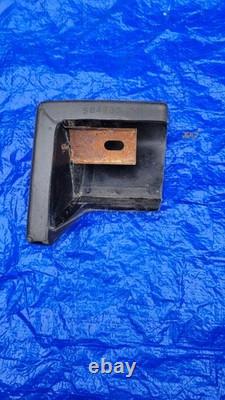 Range rover Classic front Rubber Bumper End cap 594863 Left side