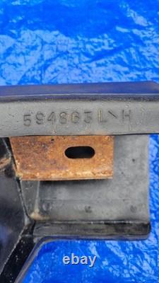 Range rover Classic front Rubber Bumper End cap 594863 Left side