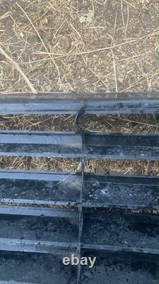 Range rover classic Genuine 4 Door Front Grill Lot9 Very Good