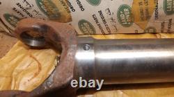 Splined end. Rear Range Rover Classic 1985 606652. Genuine Land Rover part